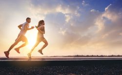 真夏のマラソン練習で大切なこと 夏に追い込まず秋へつなげる3つのポイント|熱中症 ランニング