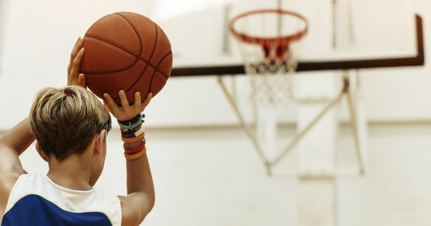 プレーを数値化する スマートバスケットボールでどのように指導が変わるのか