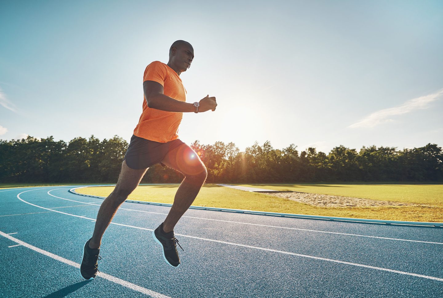 陸上競技 短距離 100m ウサイン・ボルトを生み出したジャマイカ式トレーニングと1週間のトレーニングメニュー