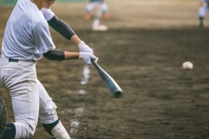 甲子園初打席で逆転打！有明・広沢遼太朗、8回2死満塁の一打で初の8強を呼び込む&nbsp;