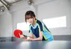 早田ひな 強烈なフォアハンドドライブを支えるトレーニング｜女子卓球 フィジカル プランク チューブ 