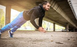 今フィットネス界で話題のHYROX(ハイロックス)とは?|筋トレ トレーニング HIIT ローイング