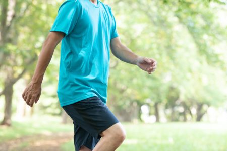 【熱中症・夏バテ対策】暑い季節の運動不足解消に！ 夏のウォーキングはここに注意