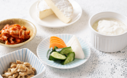 便秘解消に良い食べ物・飲み物＆避けたい食べ物を紹介