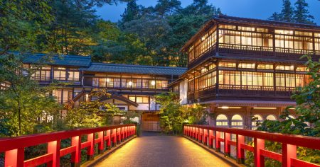 【FMVキャッシュバックモール】もっとお得に国内旅行を予約しよう！