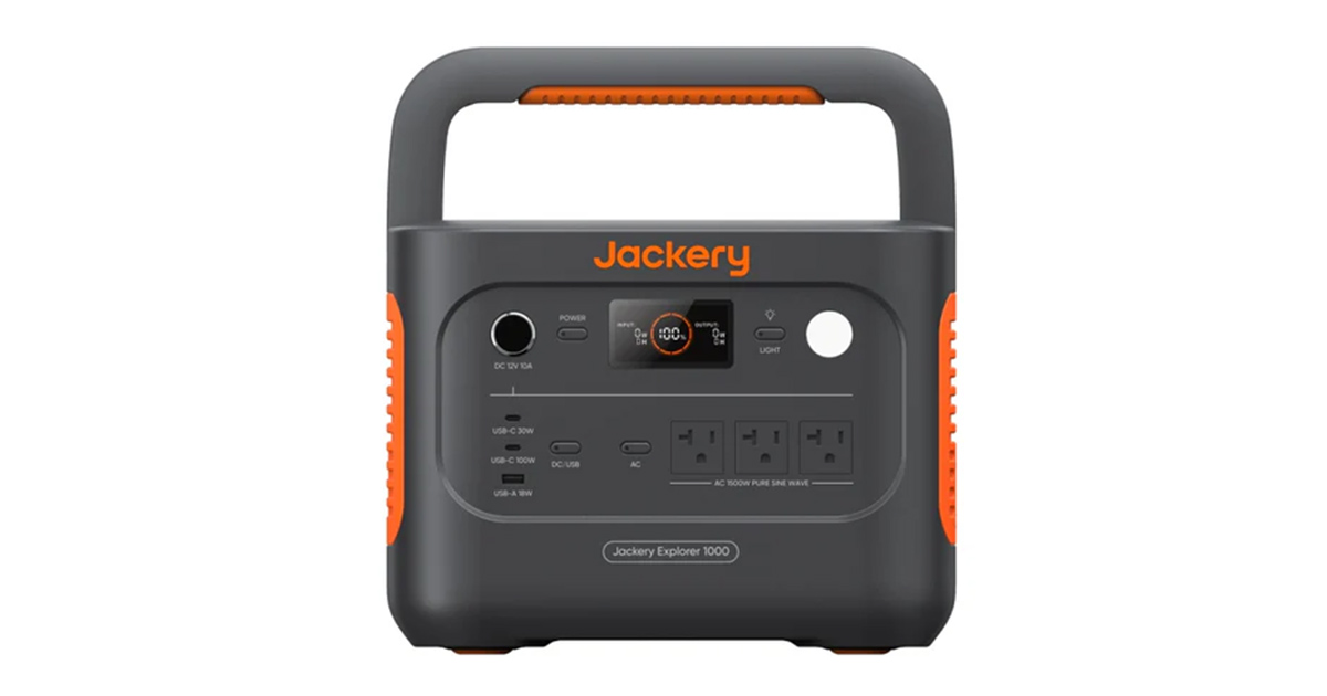 GWのキャンプも車中泊も、電源ひとつで快適に【Jackery】