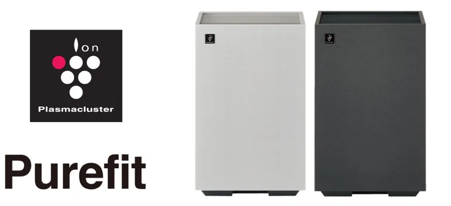 白と黒の空気清浄機が並んでおり、左側には「ion Plasmacluster」のロゴと「Purefit」の文字が表示されている。