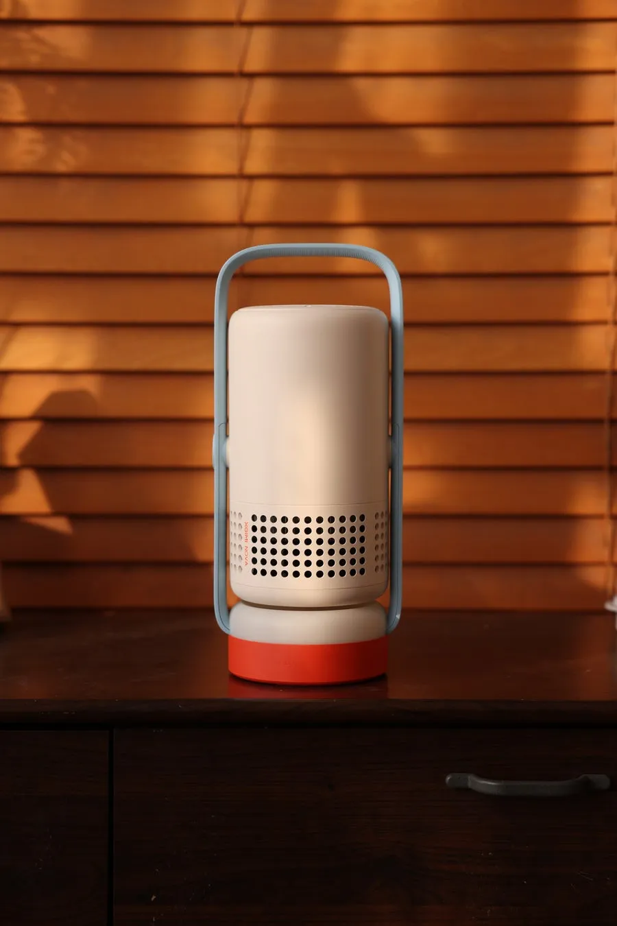 Soda BlueカラーのNova