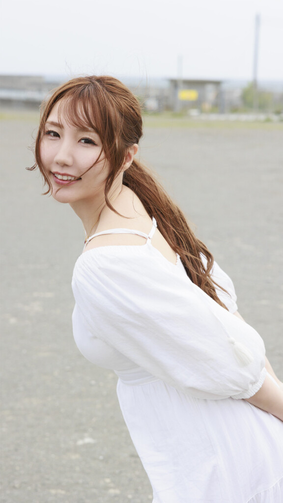 葉月 愛梨