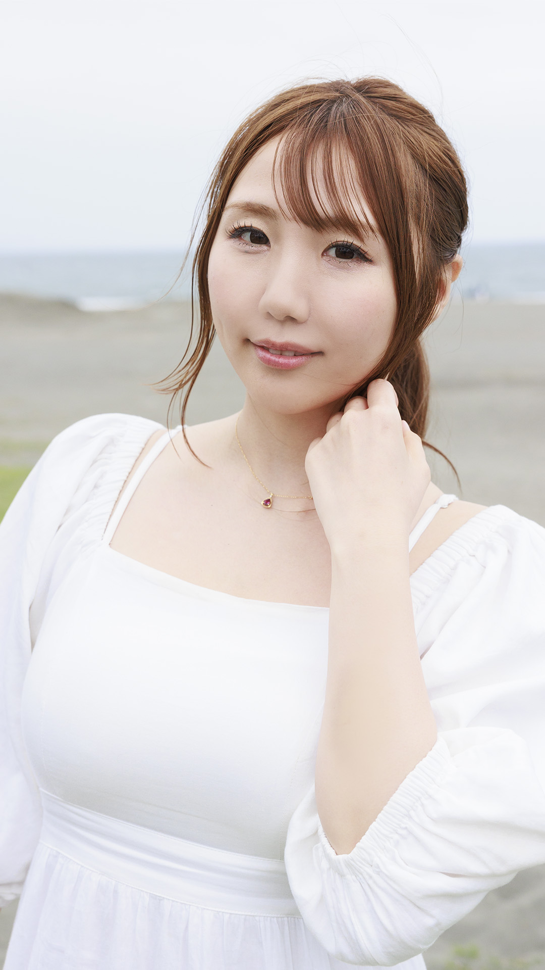 葉月 愛梨